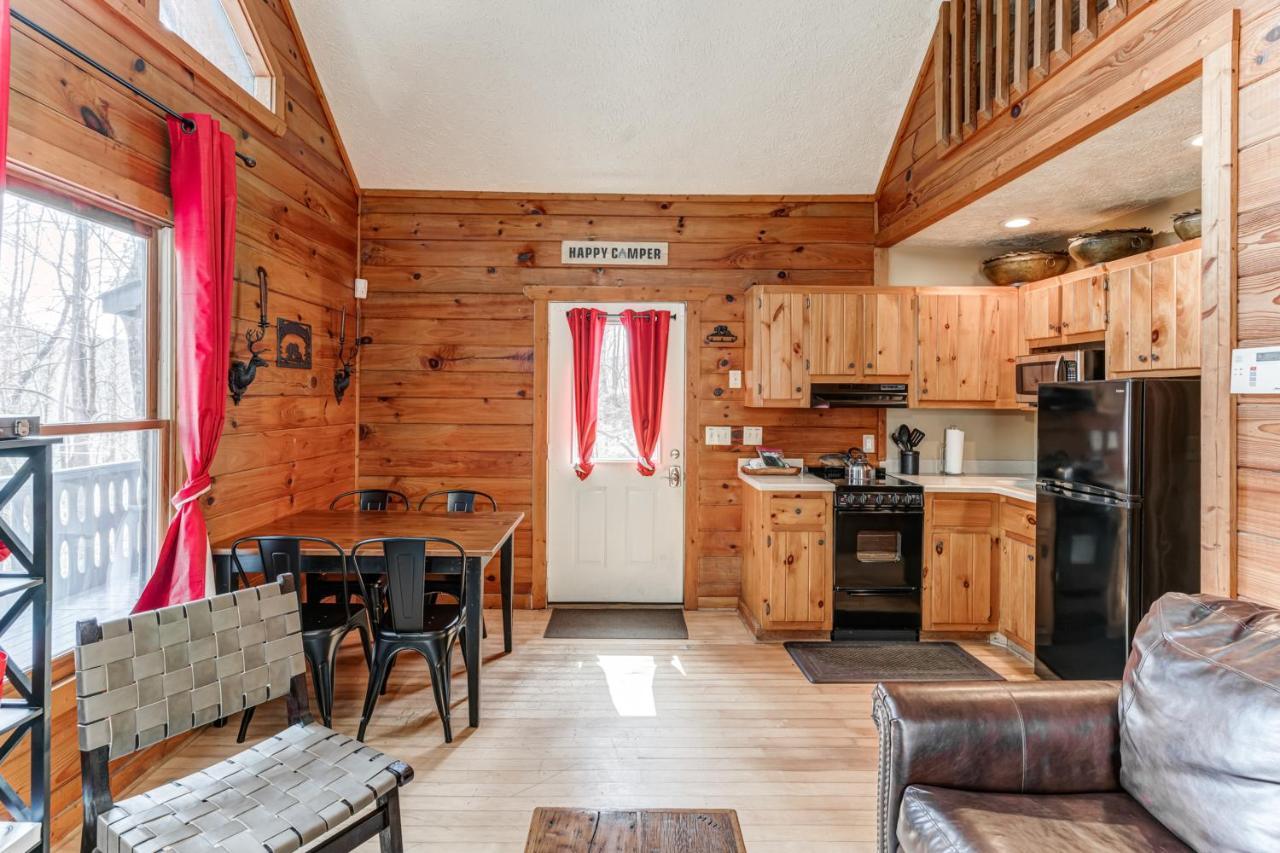 The Happy Camper Villa Хелън Екстериор снимка